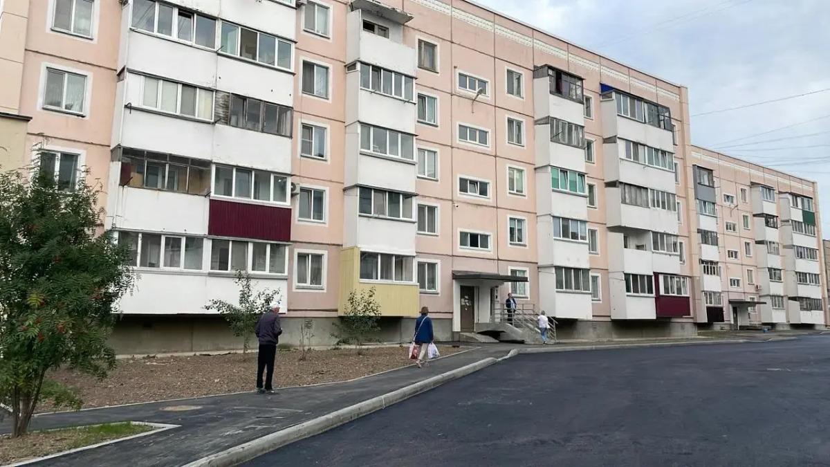 Апартаменты Студия на Есенина с балконом