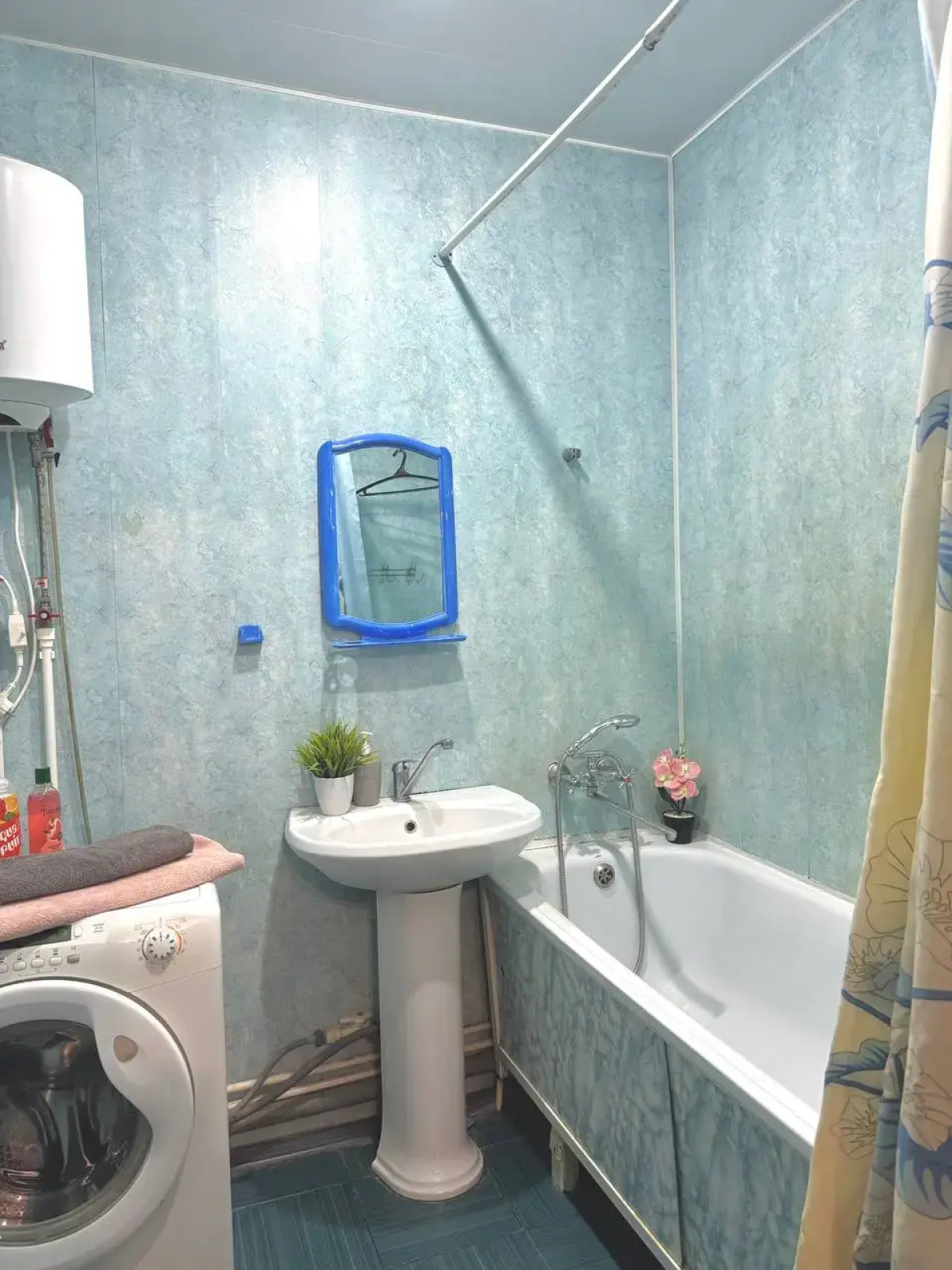 Апартаменты Двухкомнатные Володарского 17, 6 этаж