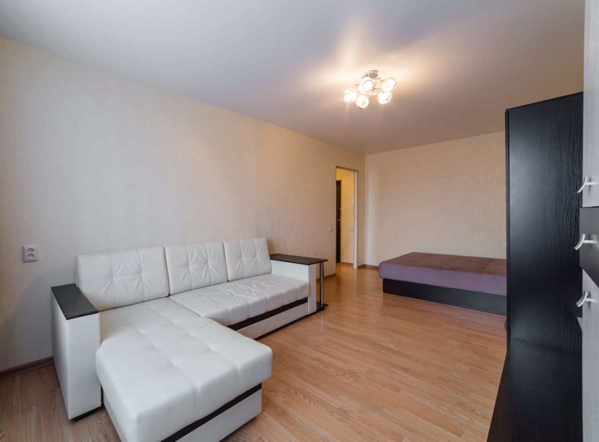 Апартаменты 1 Яр-сутки на Угличской 3