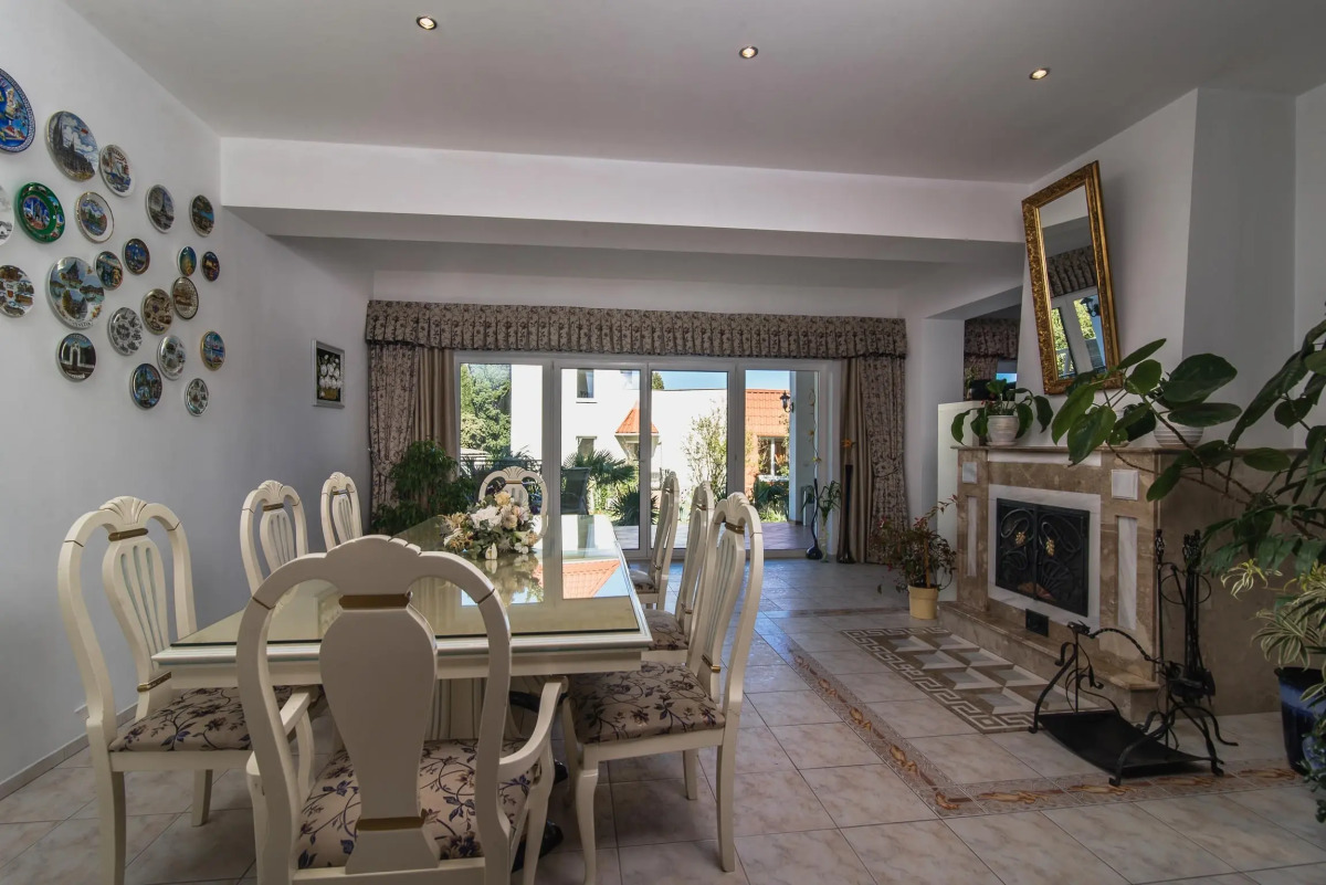 Вилла Онейро