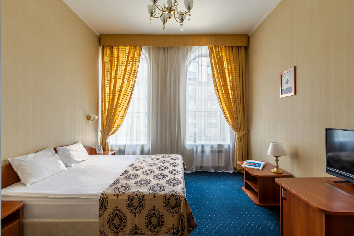 Меблированные комнаты Блюз на Невском