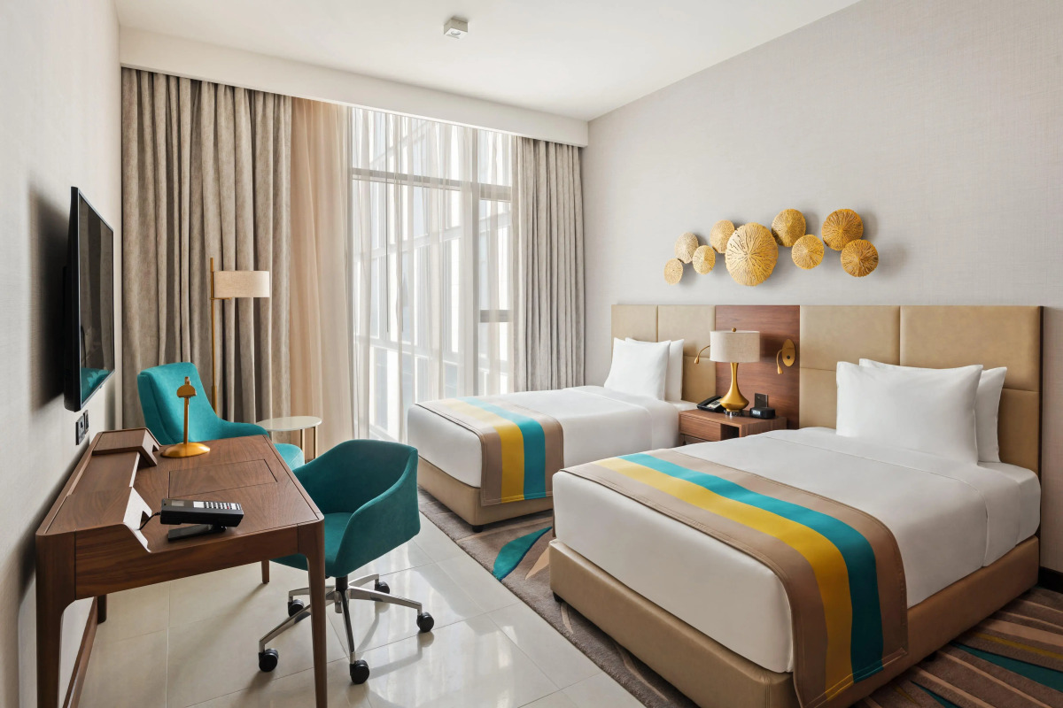 Holiday Inn Dubai al-Maktoum Airport, an IHG Hotel