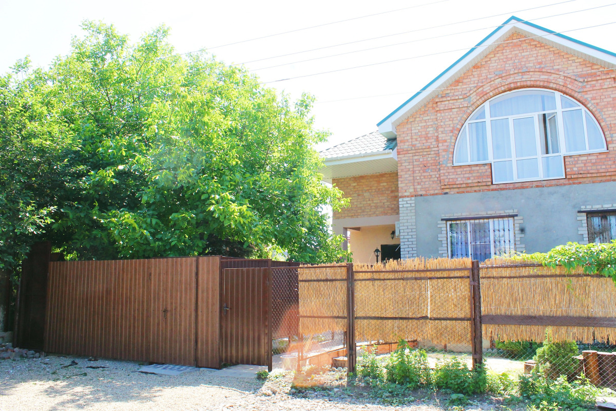 Отдельный коттедж Кубанский дворик 3