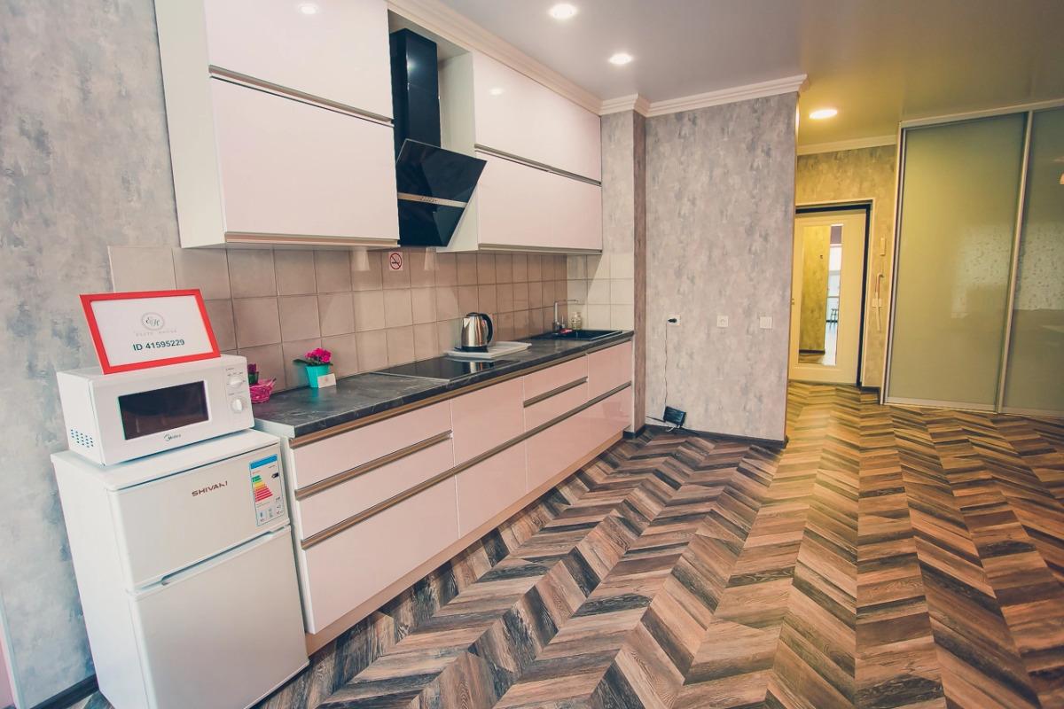 Апартаменты Октябрьской Революции 23 А Студия