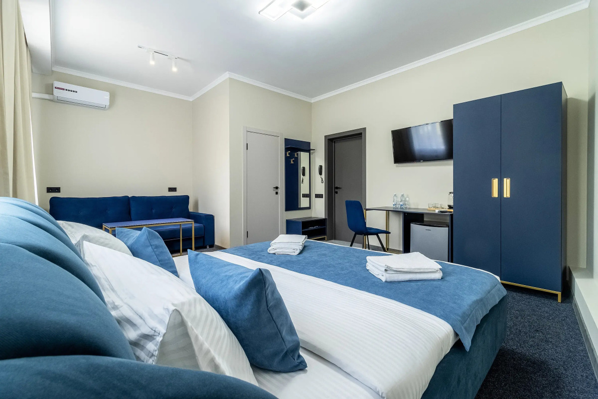 Отель Закат