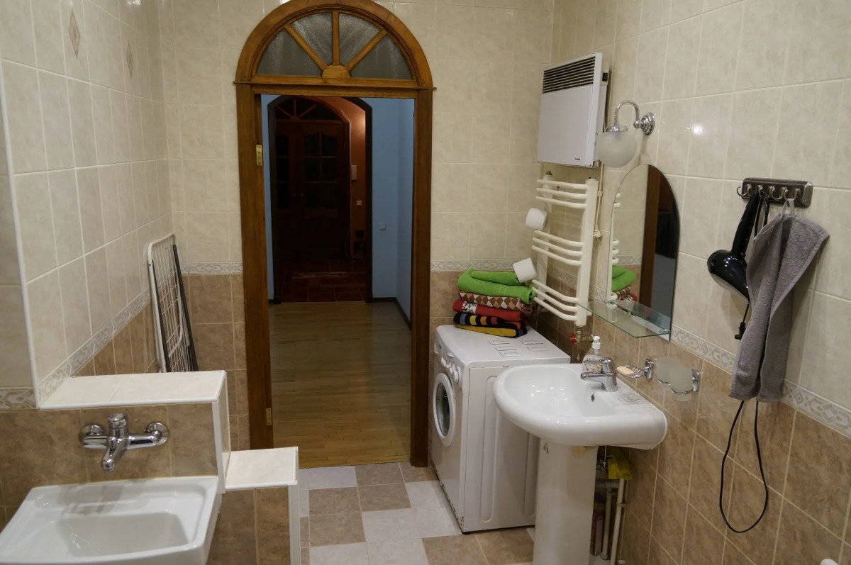 Апартаменты 2-х комнатные на Невском 65