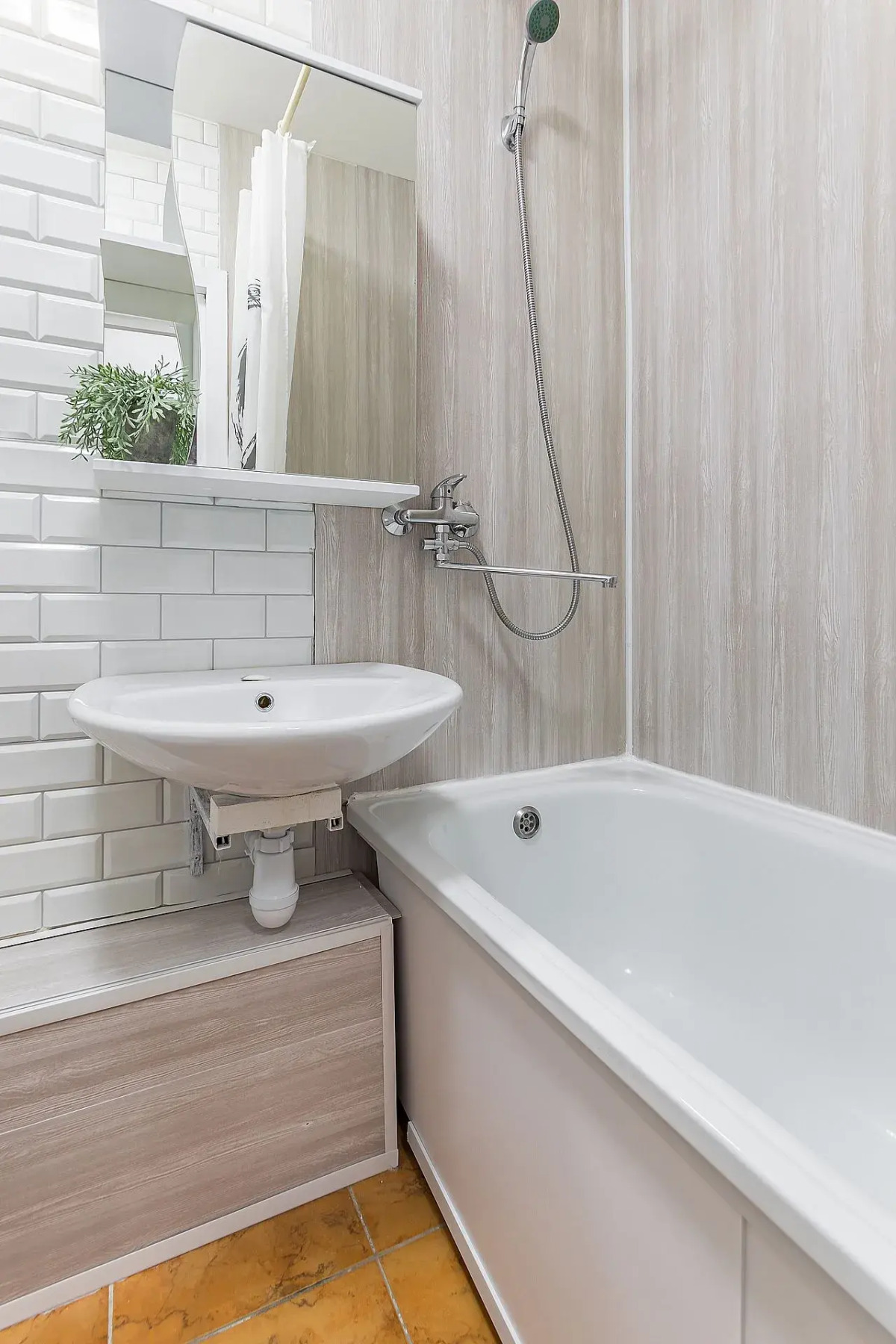 Квартира на ул. Бурнаковская 107