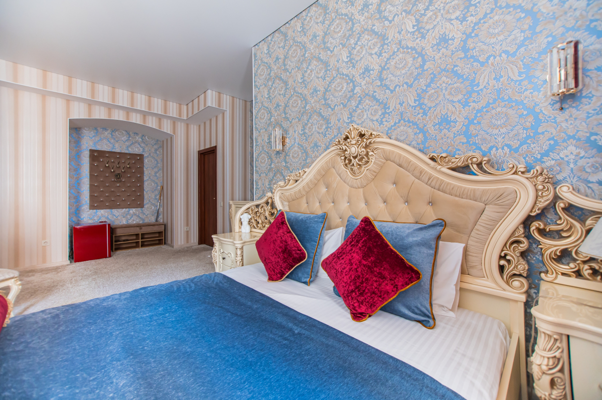 Апартаменты на Невском 136