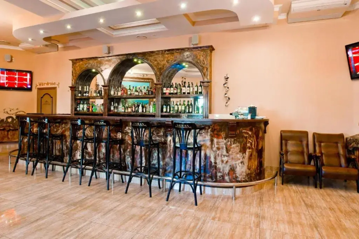 Отель Сайран