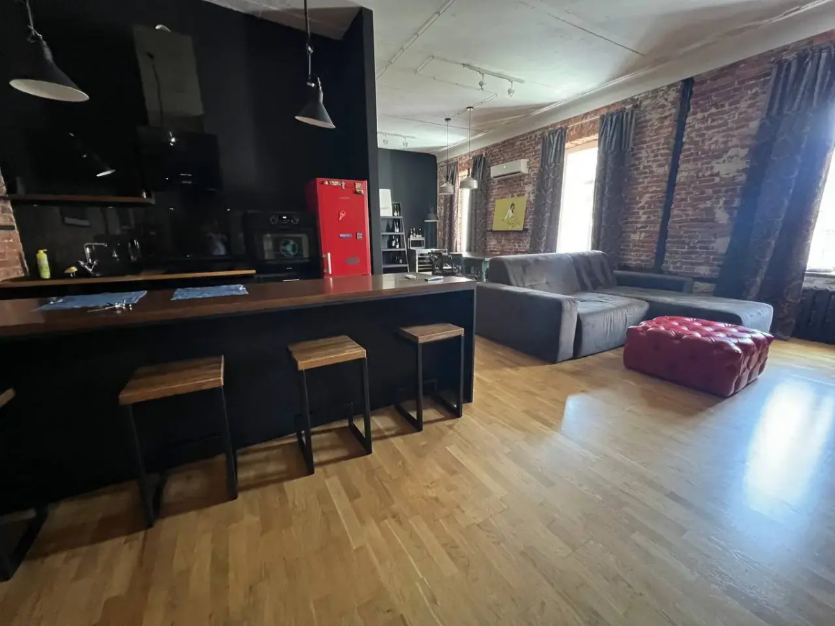 Апартаменты 3-х комнатные апартаменты в стиле лофт в самом центре