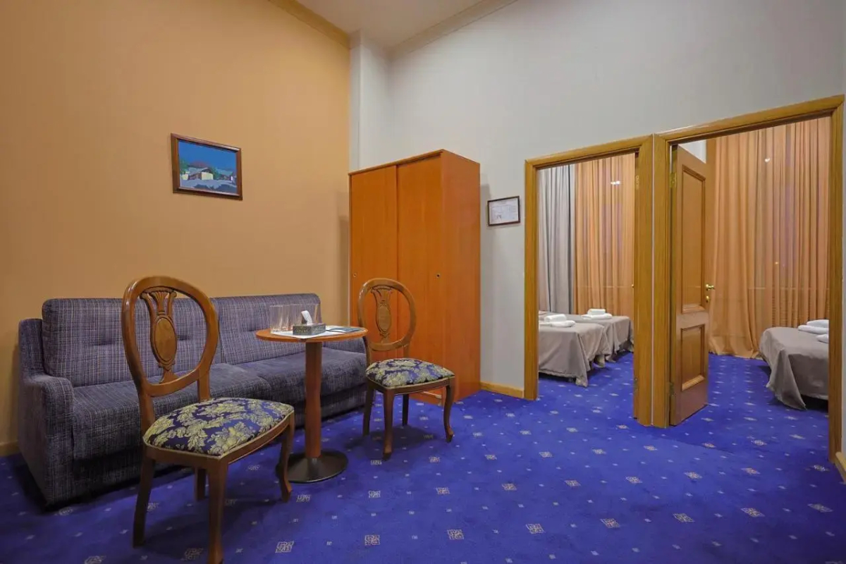 Araks Hotel Complex
