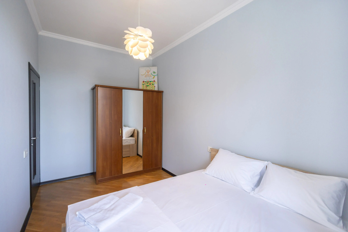 Апартаменты Односпальные с Гостиной в Центре Города