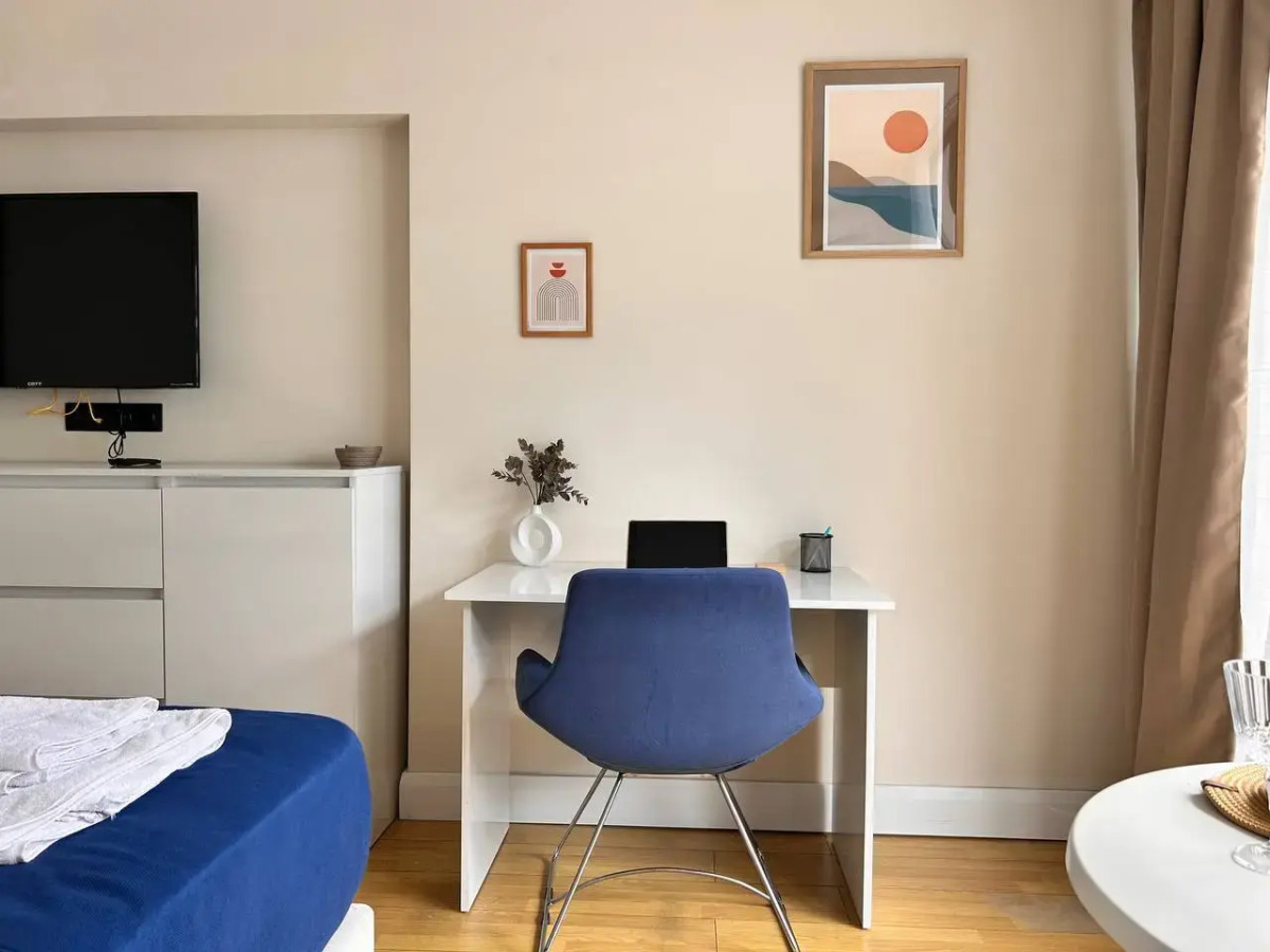 Отель Orbi City GE