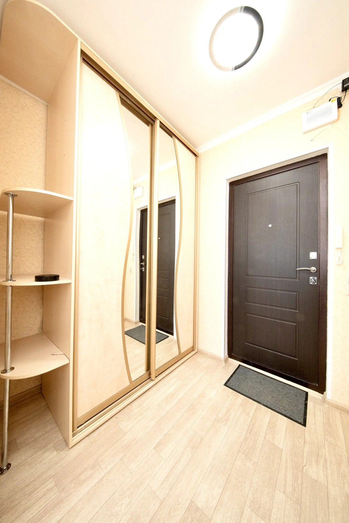 Апартаменты FSF Советский 6/2-Бесконтактный заезд