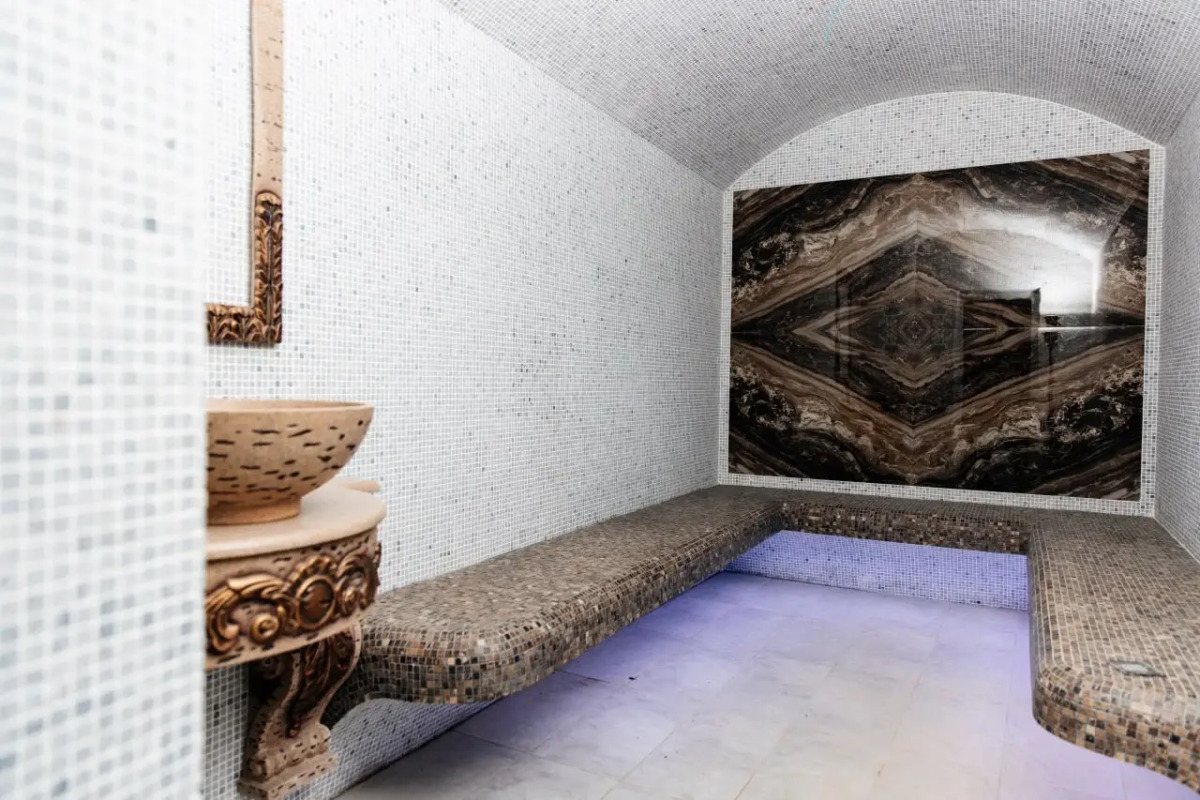 Отель Shedevr Plaza