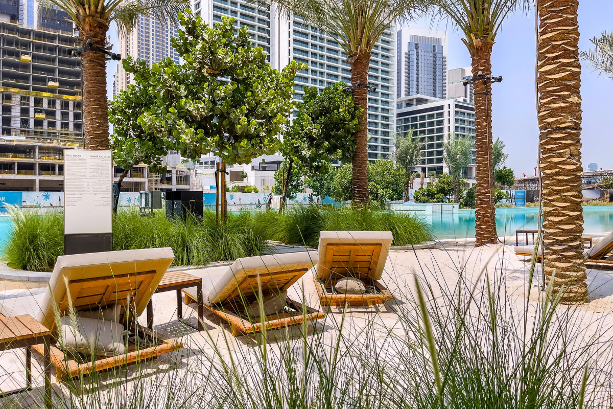 Апартаменты Сozy 1BR at Vida Residences Creek Beach