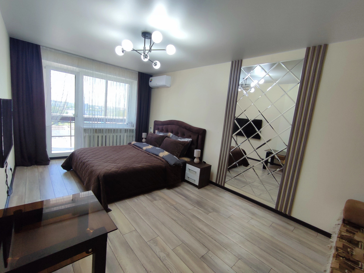 Апартаменты в самом центре Витебска с шикарным панорамным видом на площадь Победы