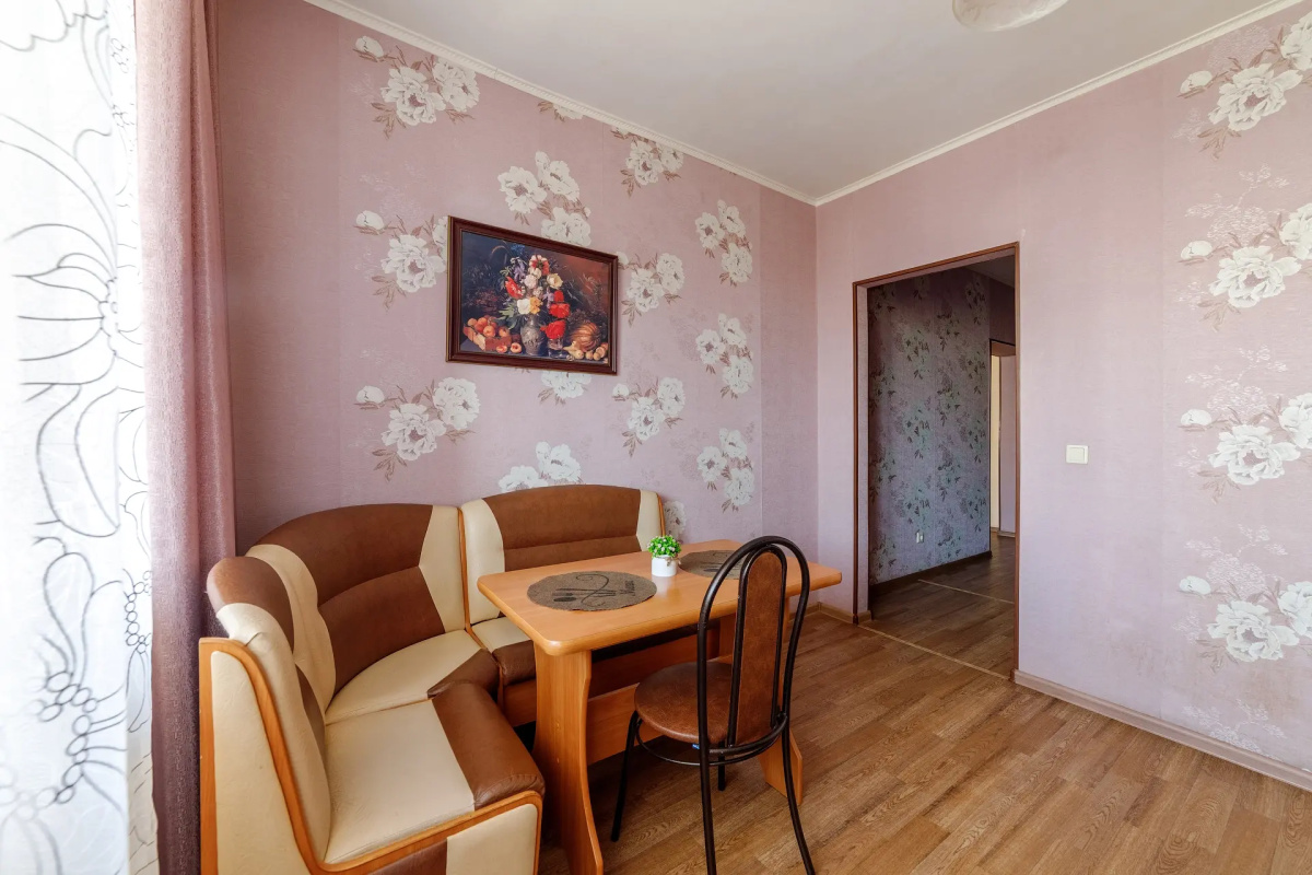 Квартира PrezentHaus на Карла Маркса 175k3 k19