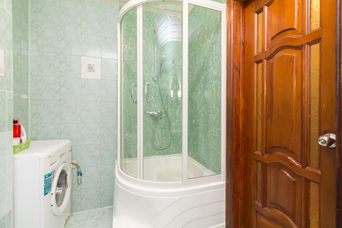 Апартаменты двухкомнатные в центре на ул.Горького 152. Сова-Дом