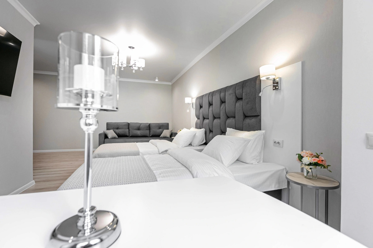 Квартира Королевская кровать с камином