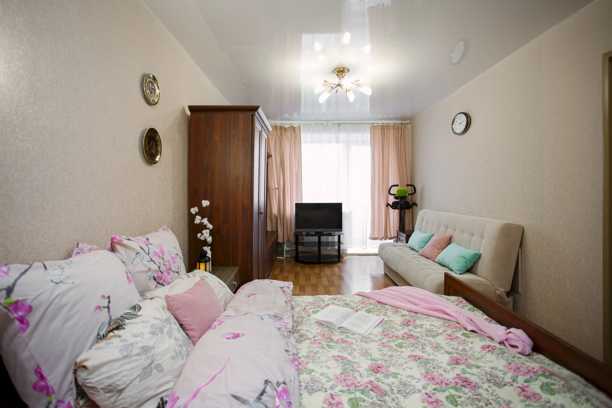 Апартаменты Ук Атмосфера в Центpе Яpocлaвля pядом с автовoкзалoм и ж/д вокзалом Ярославль Главный