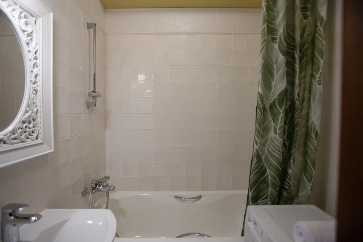 Квартира на Бронной у Патриарших Прудов