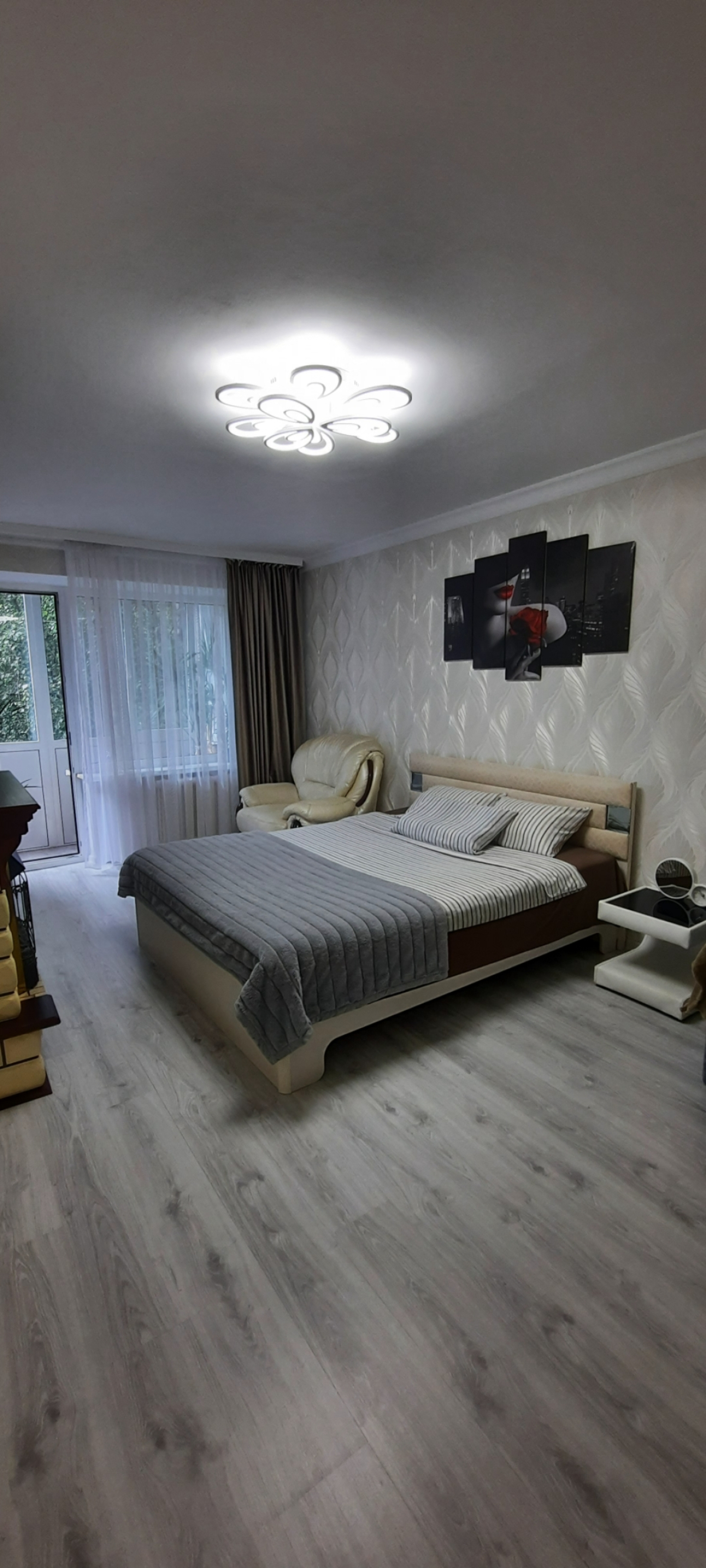 Квартира с ремонтом в центре Калининграда