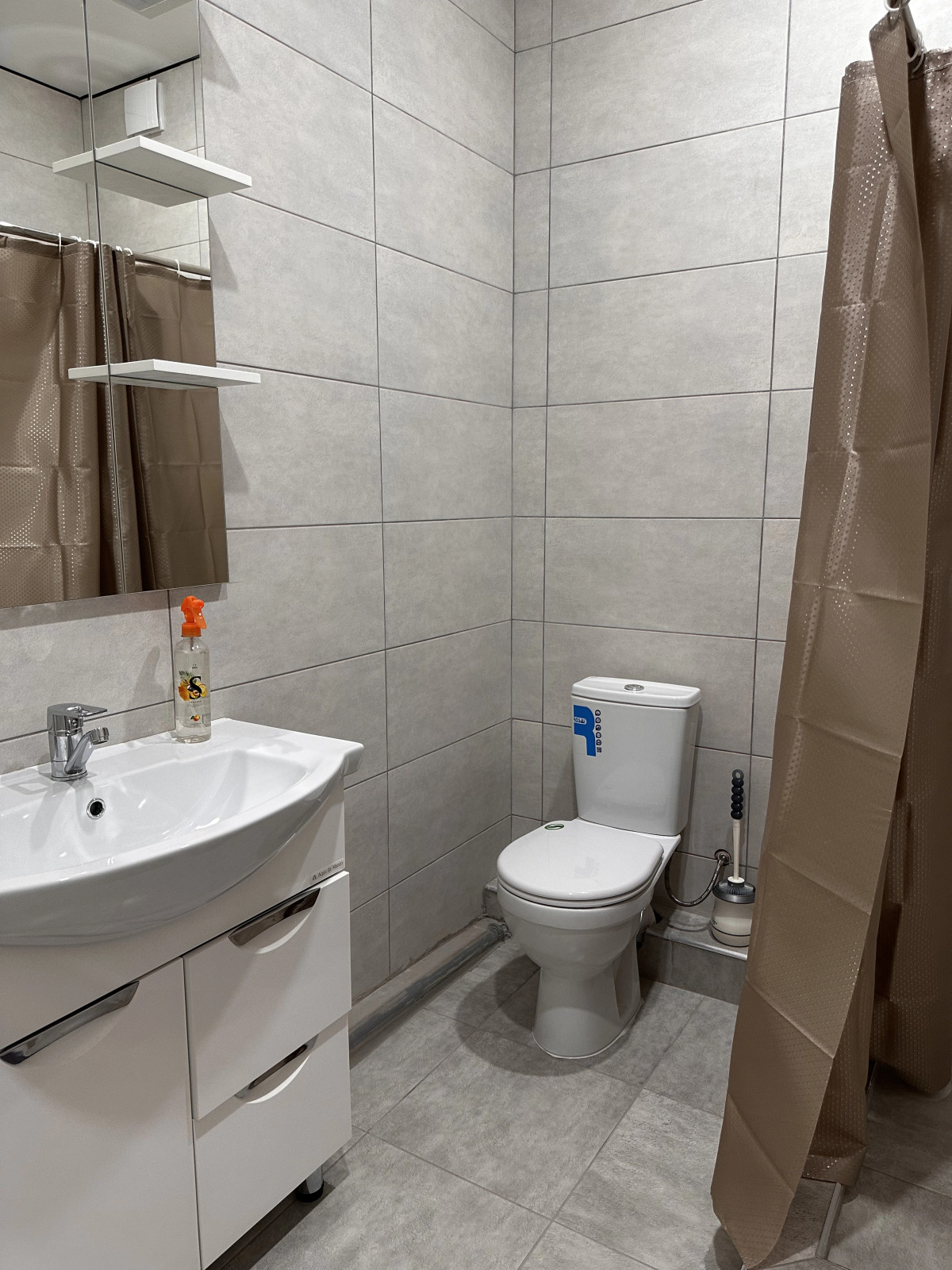 Отель Ревивал