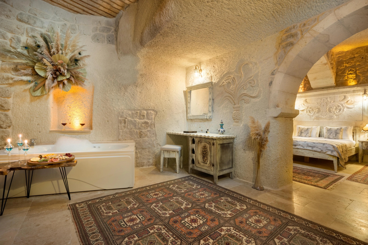 Acer Cave Hotel