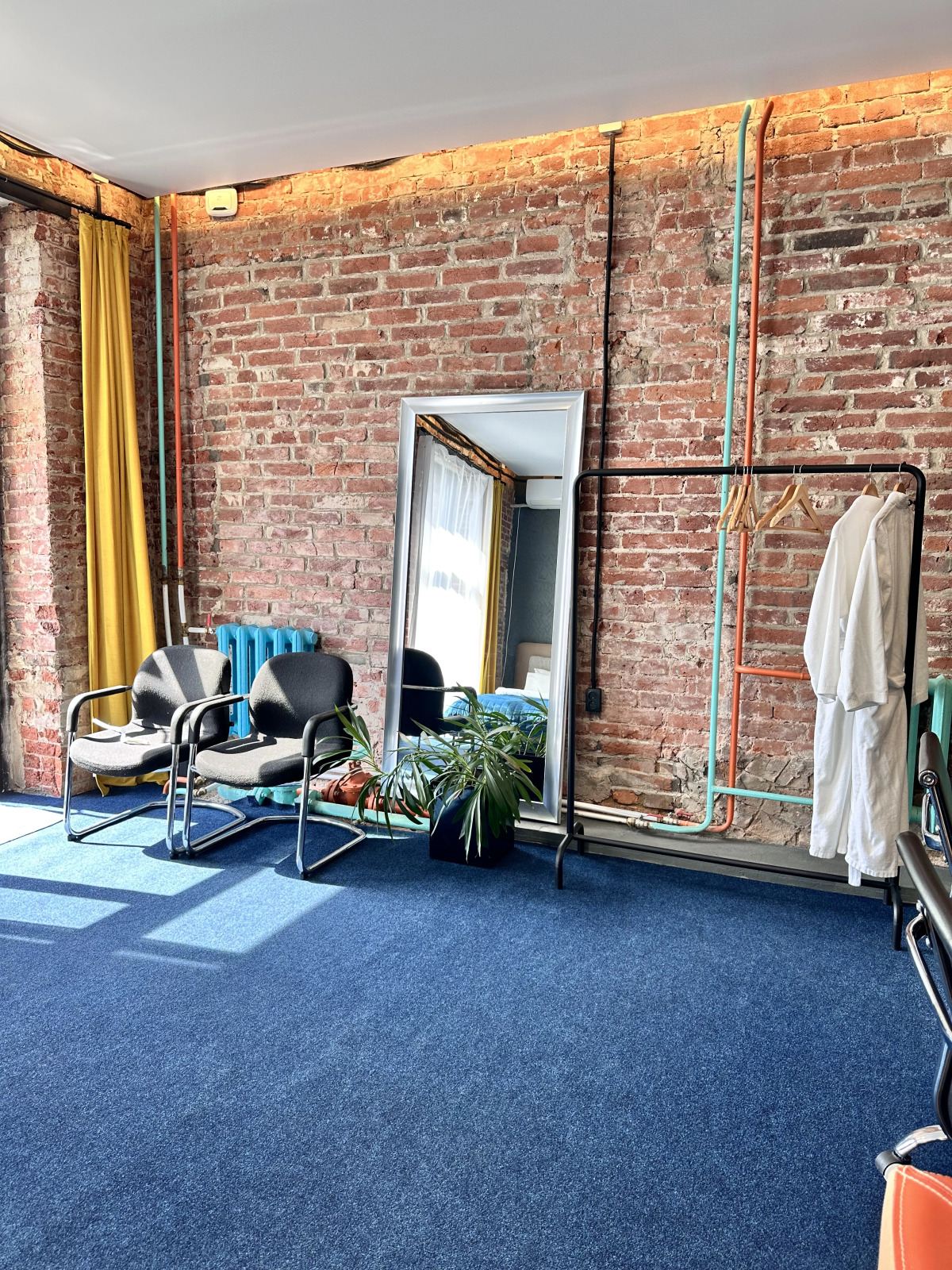 Апартаменты Brick House