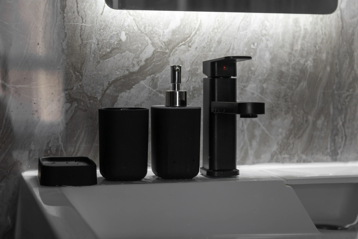 Апартаменты Студия на П. Романова