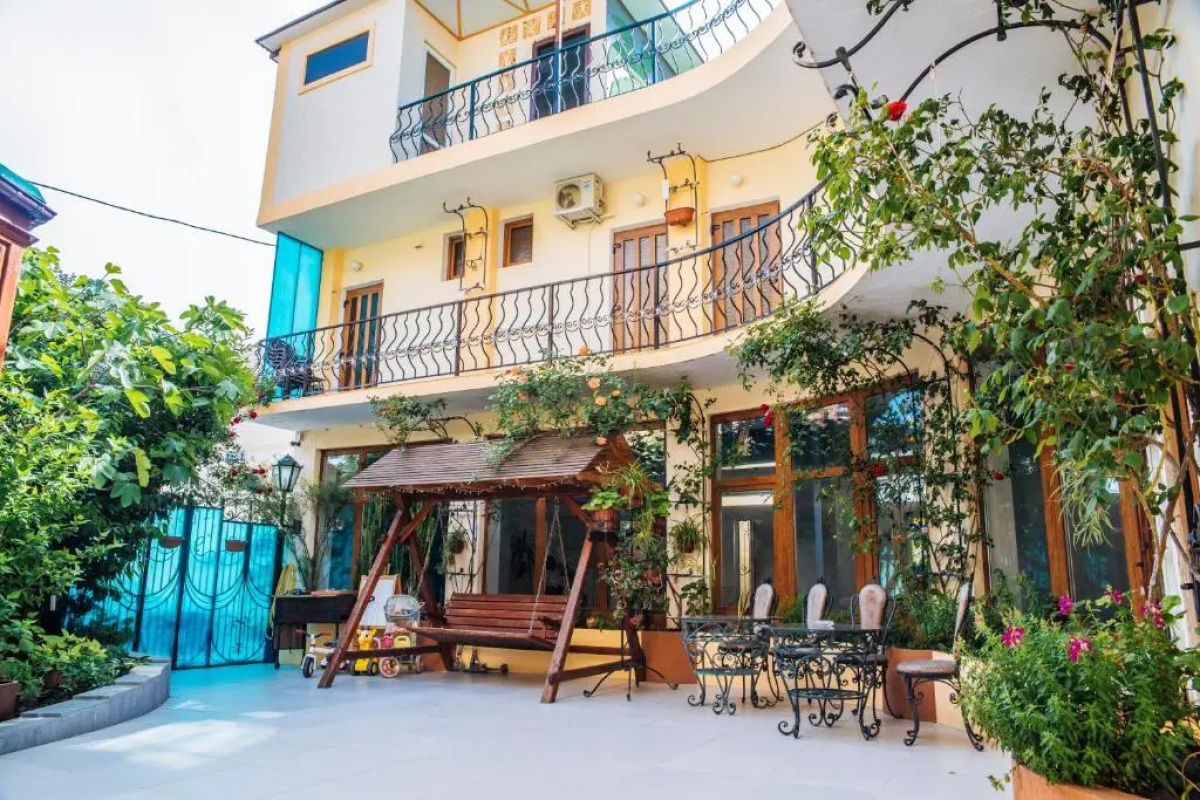 Boyarin Guest House