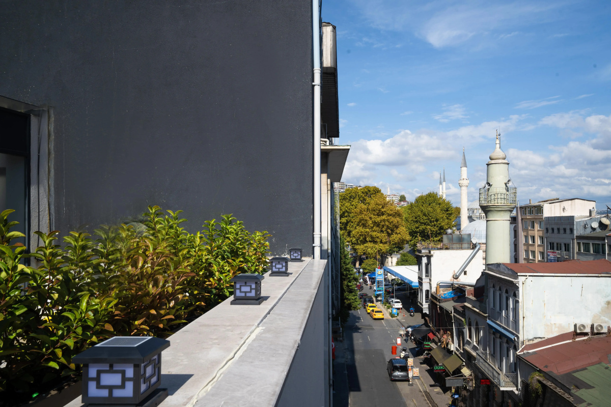 Smart and Simple Hotel Karakoy