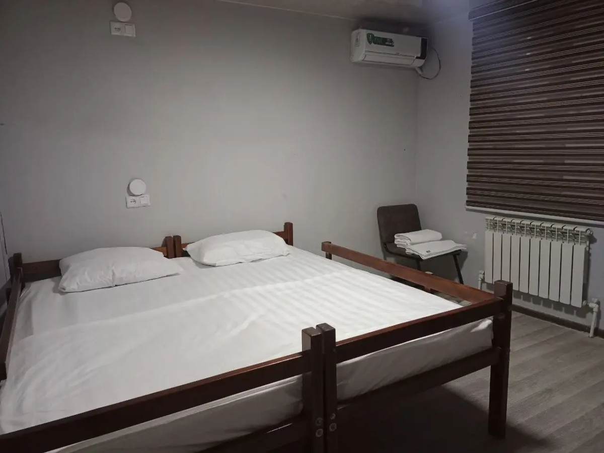 Хостел Caravan Hostel