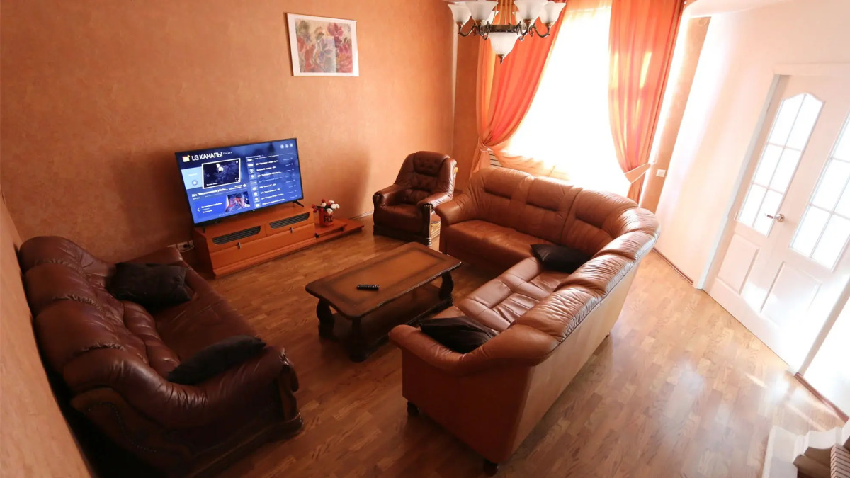 Квартира Просторная квартира с сауной рядом