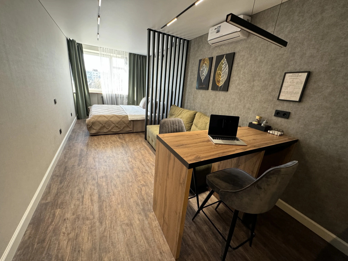 Апартаменты с проектором в комплексе с бассейном