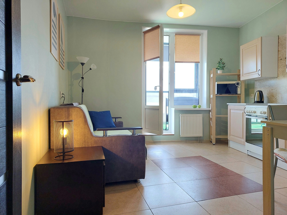 Апартаменты на проспекте Обуховской Обороны 110