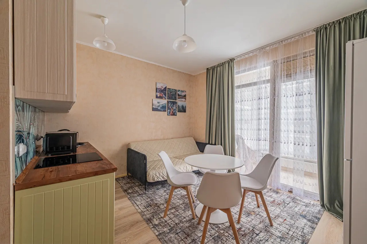 Апартаменты 33 Космонавтов 108Е