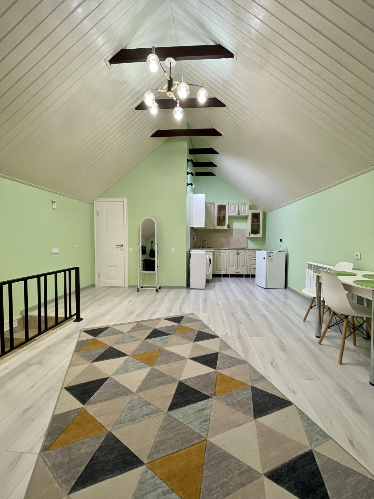 Частный Дом в центре города с парковкой