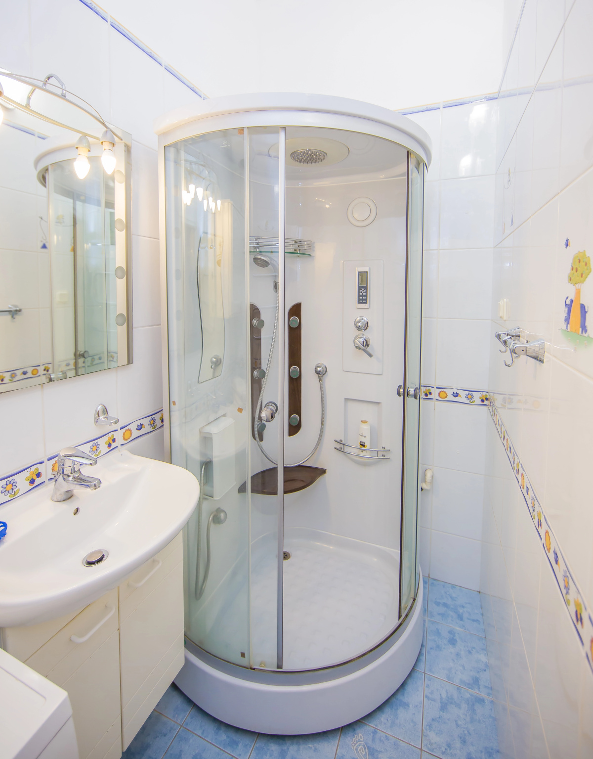 Апартаменты St. Isaak's 4 bedroom & 3 bathroom
