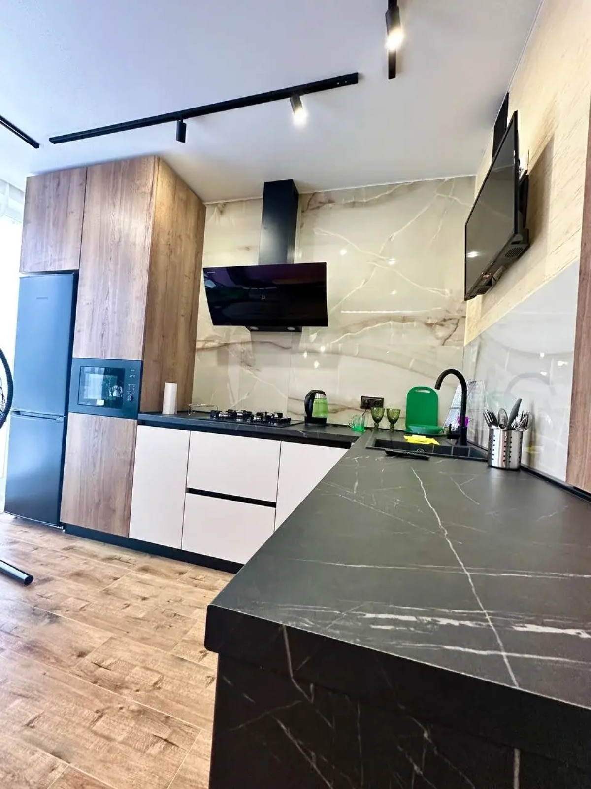 Апартаменты Изумруд