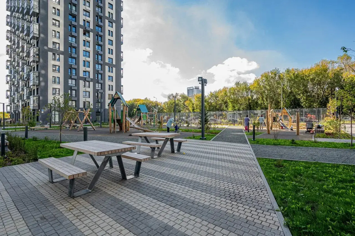 Апартаменты Светлая и уютная студия на берегу Исети