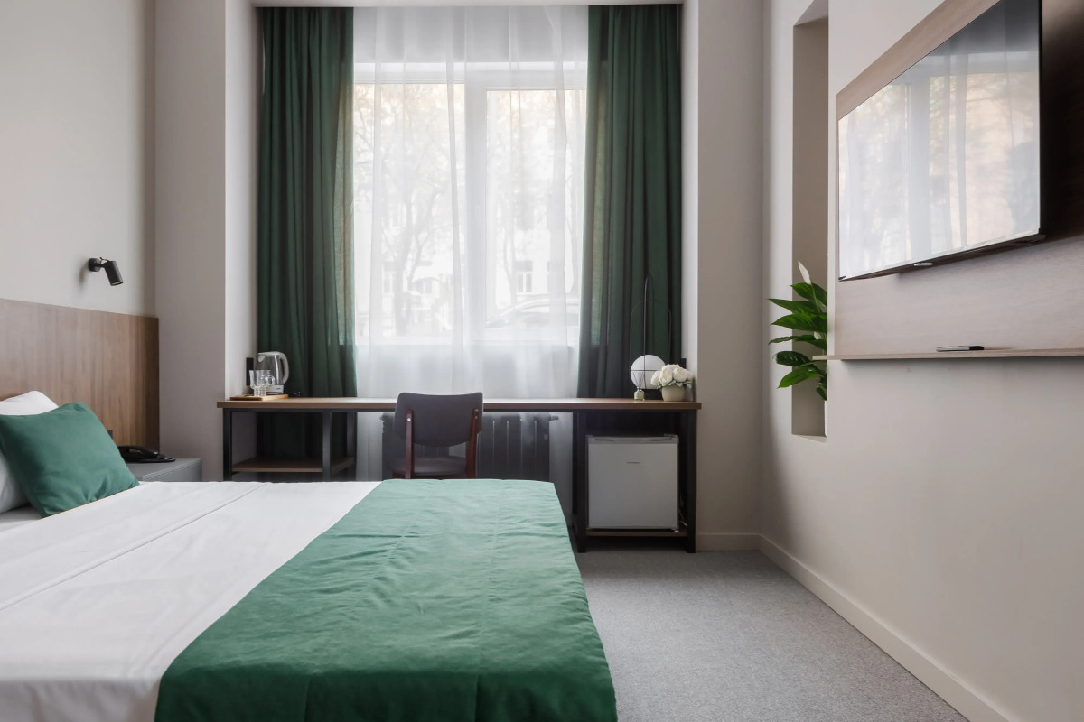 Отель Seven Hills на Брестской