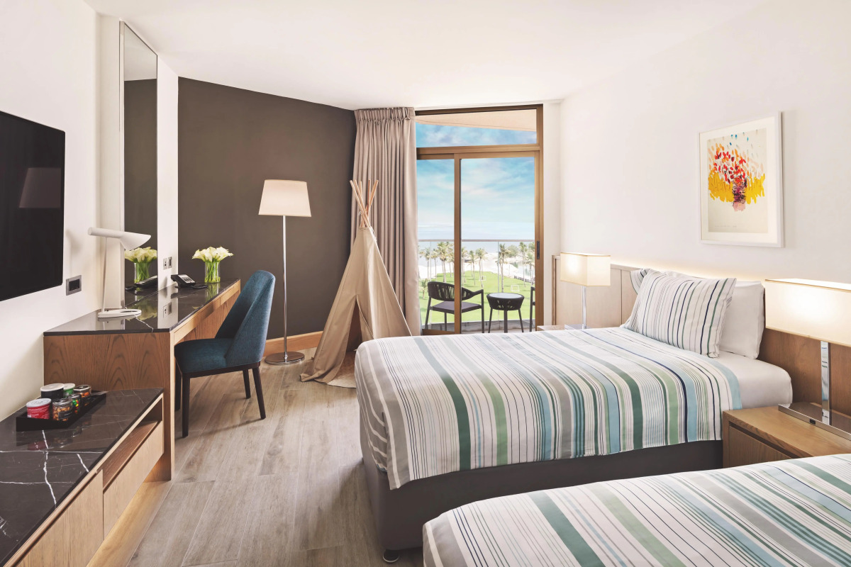 Курортный отель JA The Resort - JA Beach hotel