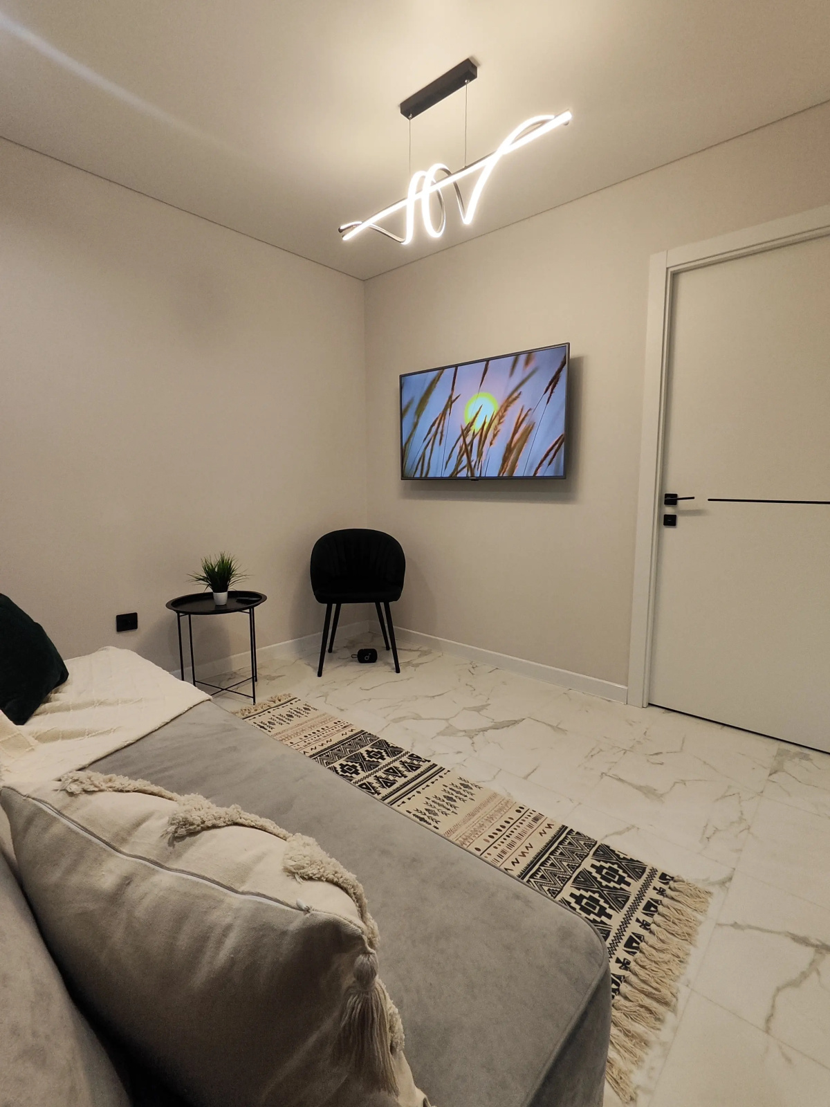 Квартира NATALI Aparts 73в.2