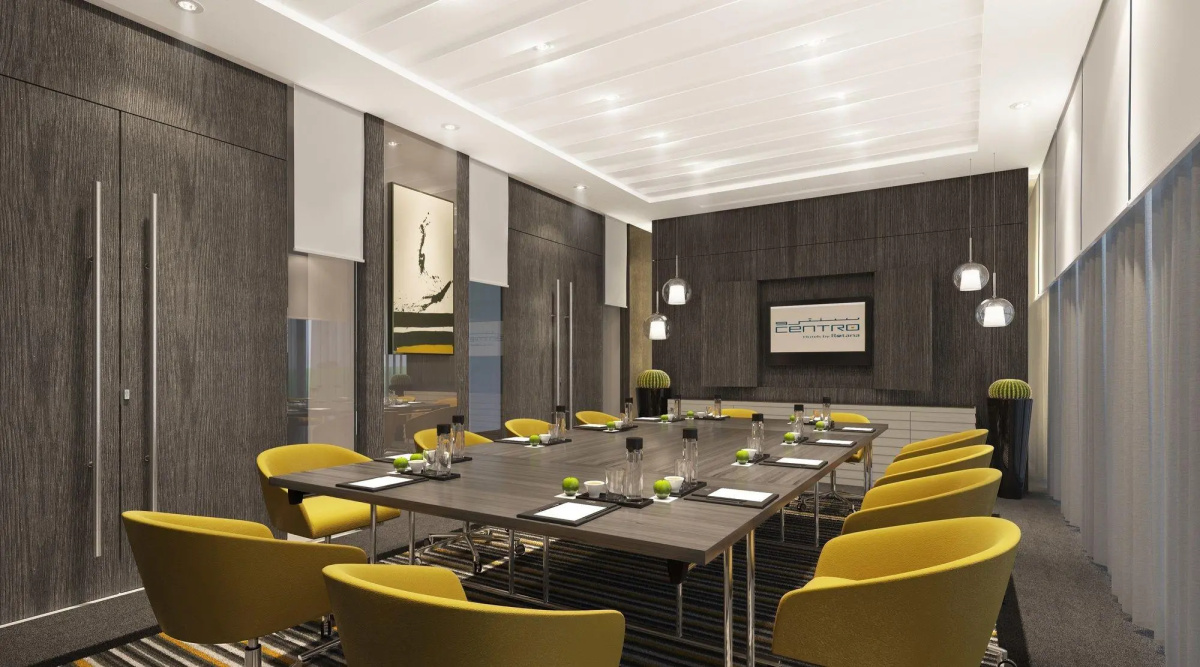 Отель Centro Westside by Rotana