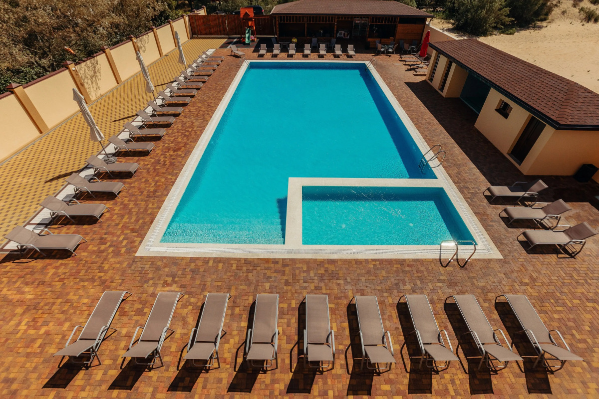 Отель Гостиничный комплекс Family Pride Inn