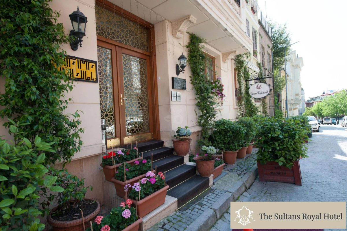 Отель Sultans Royal