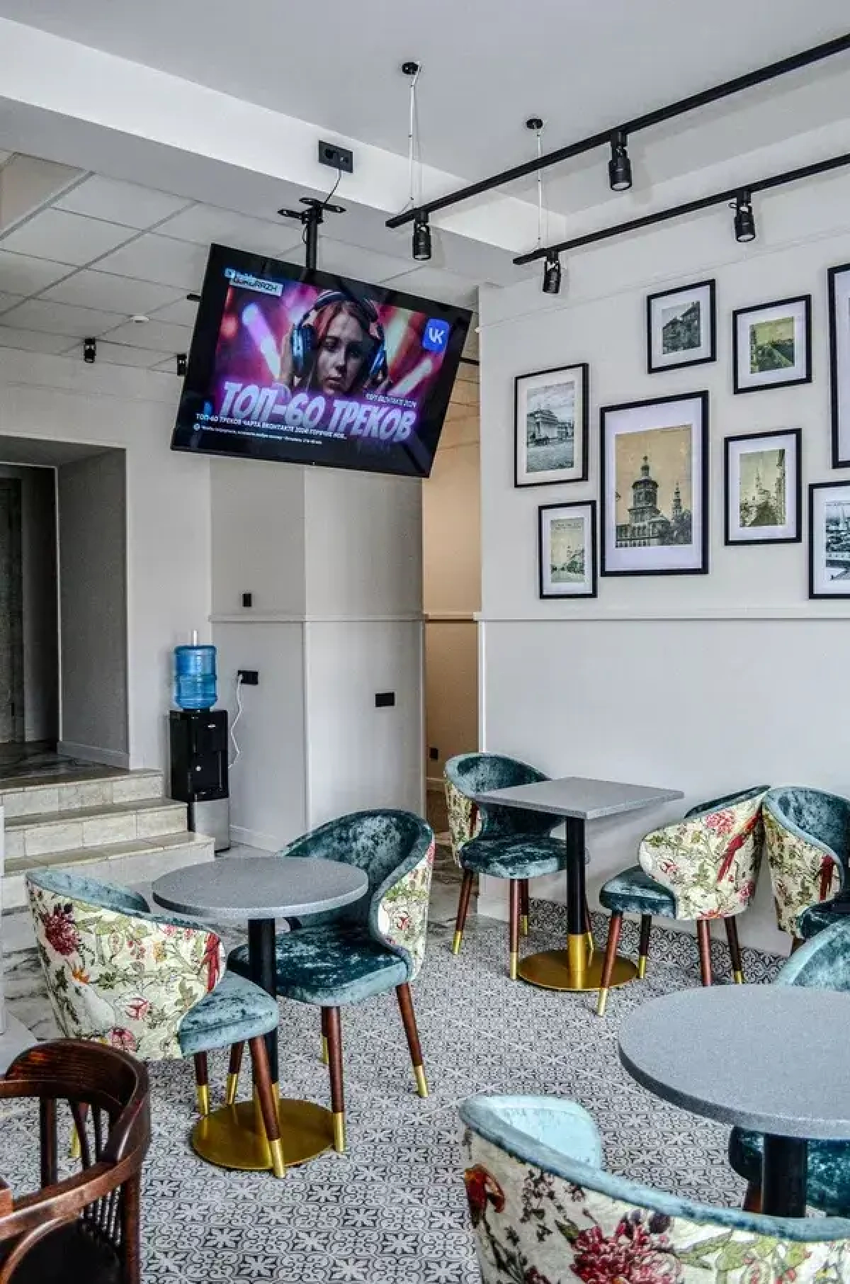 Отель Gizzat Plaza