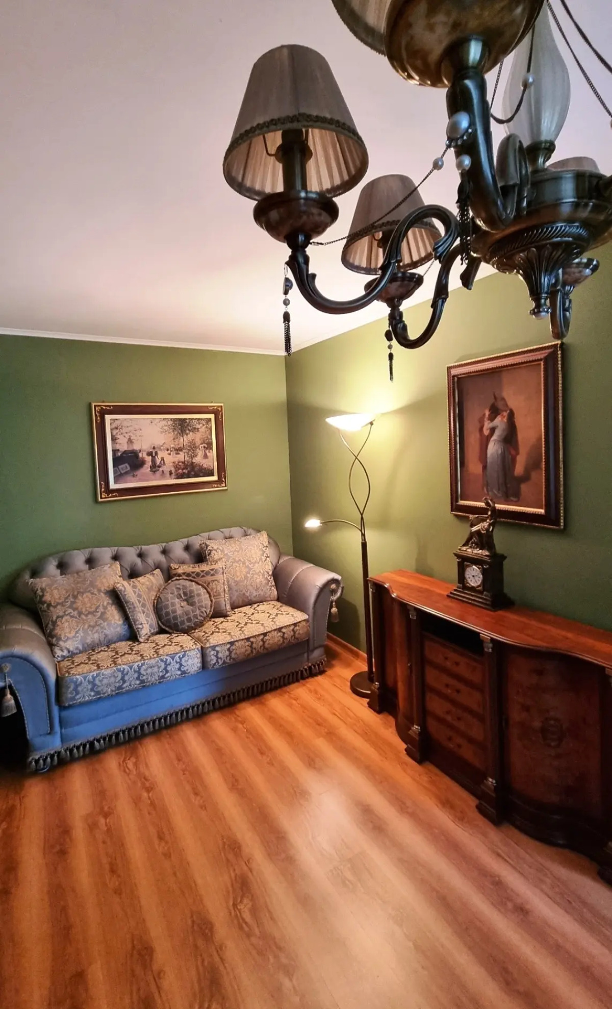 Апартаменты 2х Комнатная Квартира в Английском Стиле